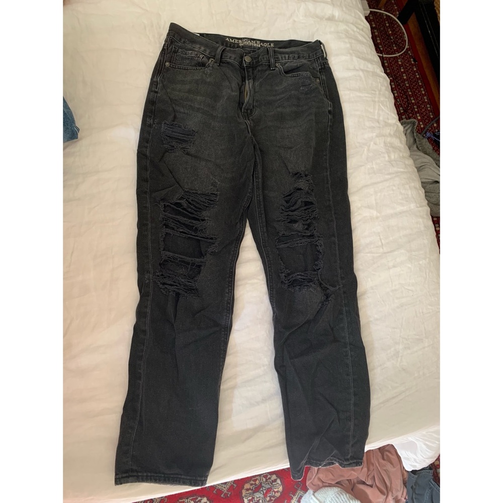 American Eagle Ripped Black Mom Jeans
